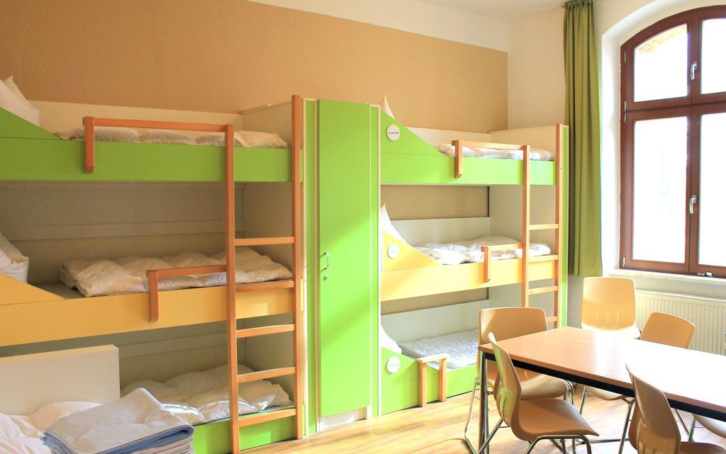 Younior-Hotel ชตราลซุนด์ ภายนอก รูปภาพ